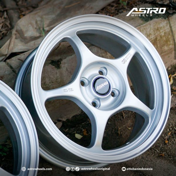 Velg Ring 17 Lubang 4 x 100