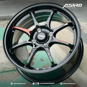 Velg Flow Forming R15 Black